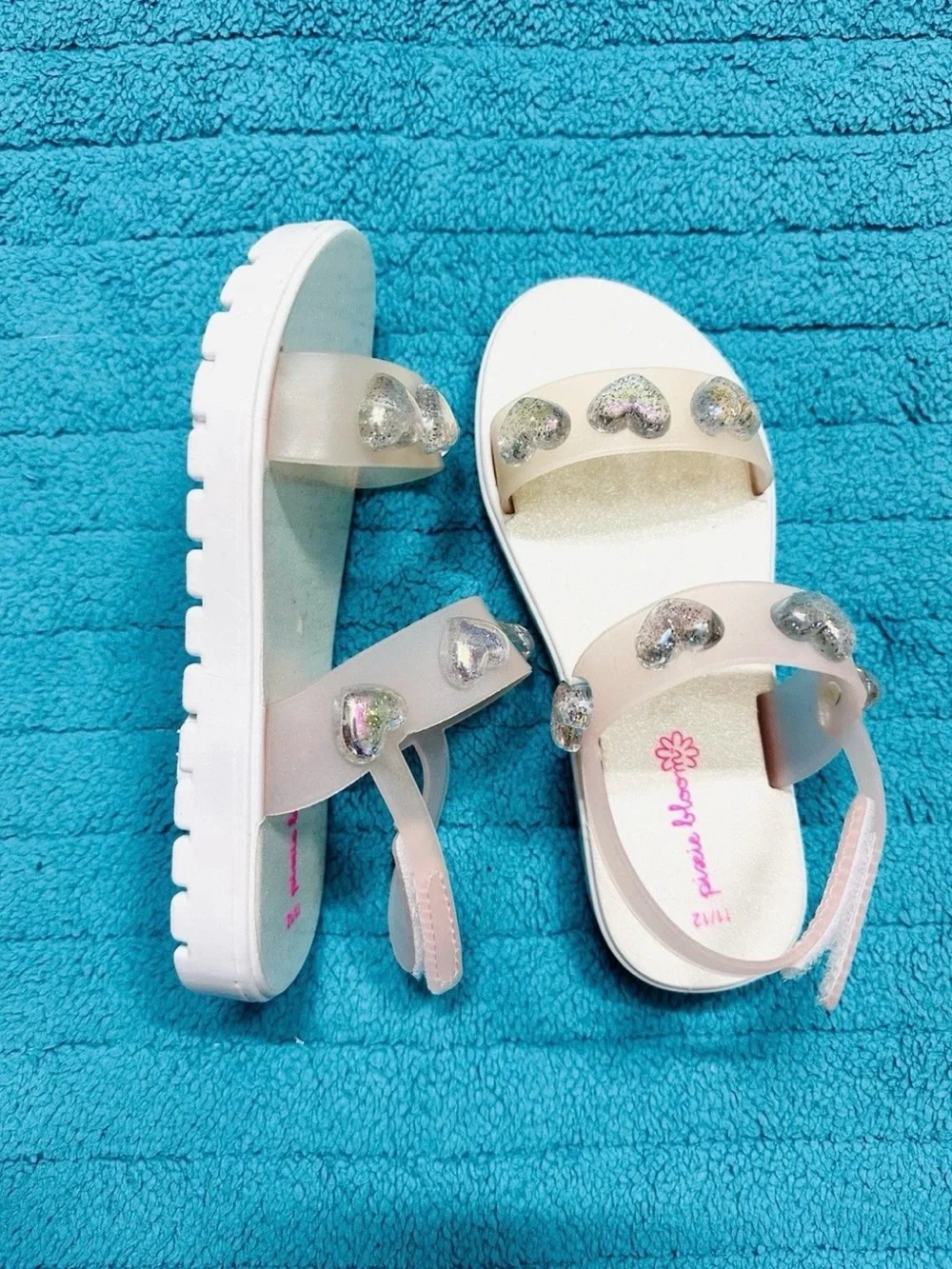 Big lot Girls Shoes,Sandals Size US 11/12 CROCS,Pixie Bloom Excellent Condition